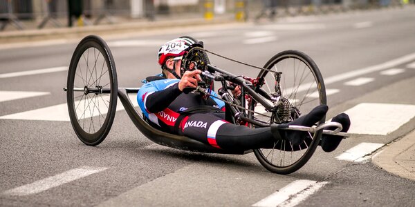 Handicap wheels cyclist