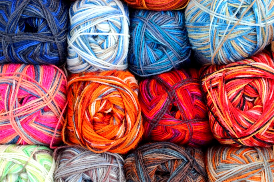 Colorful needle wollknäul