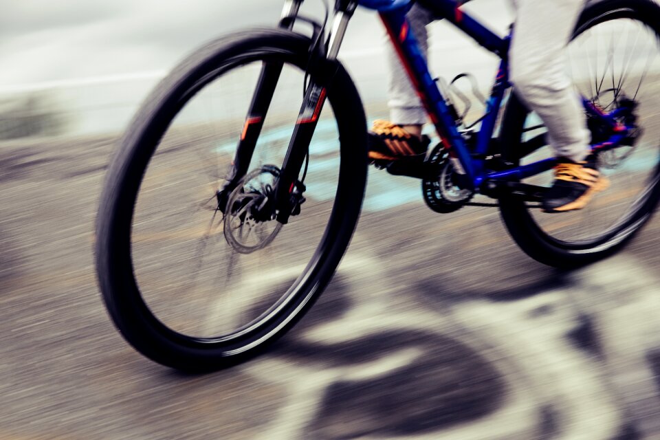 Bike wheel cycling