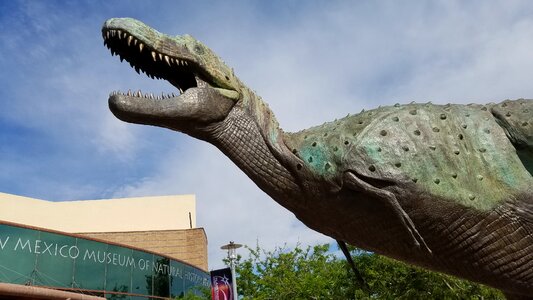 Sculpture museum paleontology