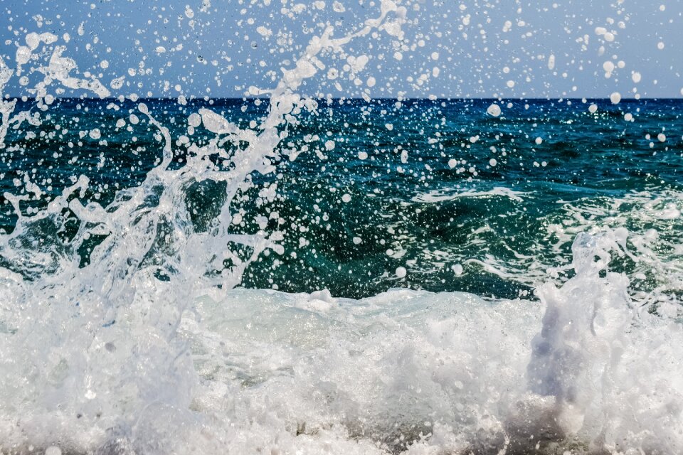 Drops bubbles water