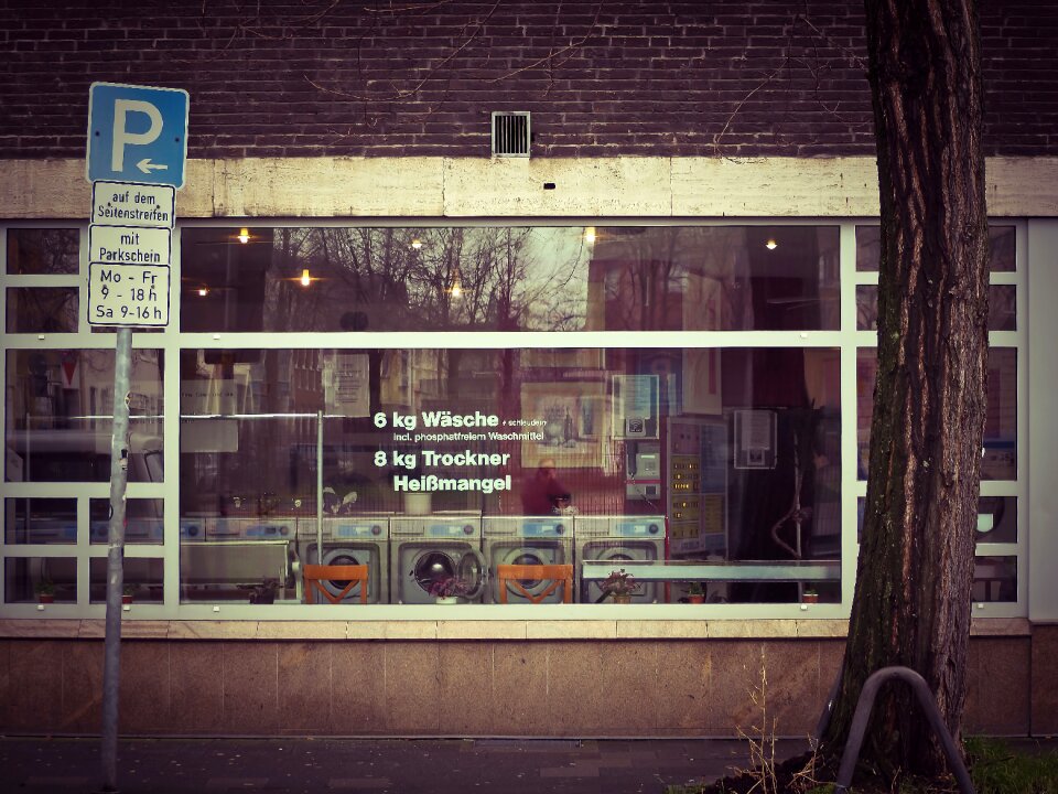 Road mirroring architecture