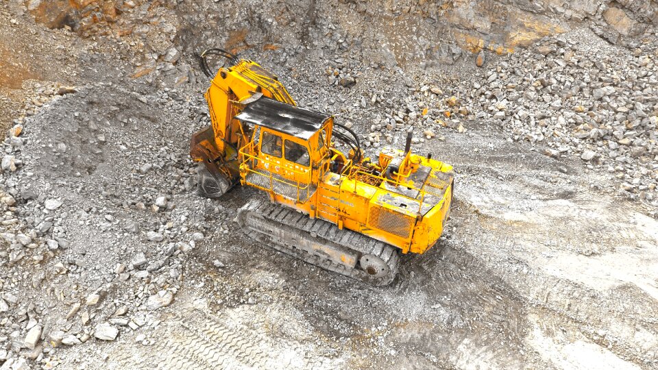 Machine construction machine technology