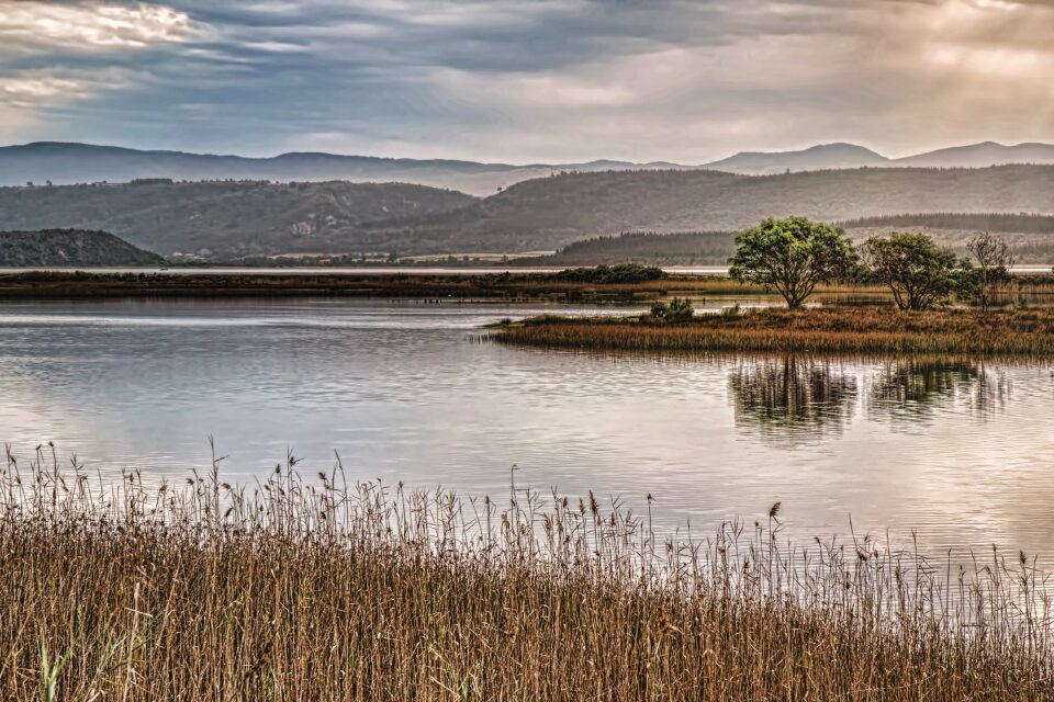 Sundown estuary lake