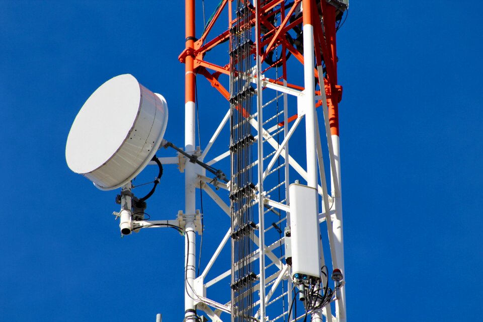 Telecommunication telecom antenna