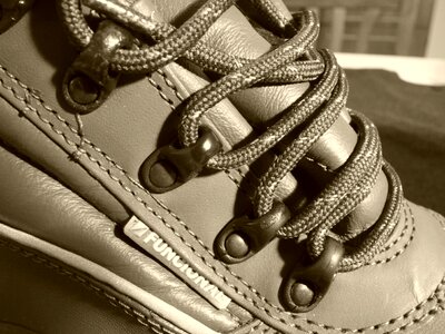 Security shoes cords leather
