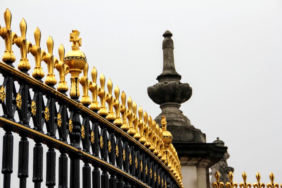 Fence united kingdom palace