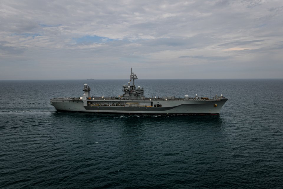 210606-N-PJ626-0012