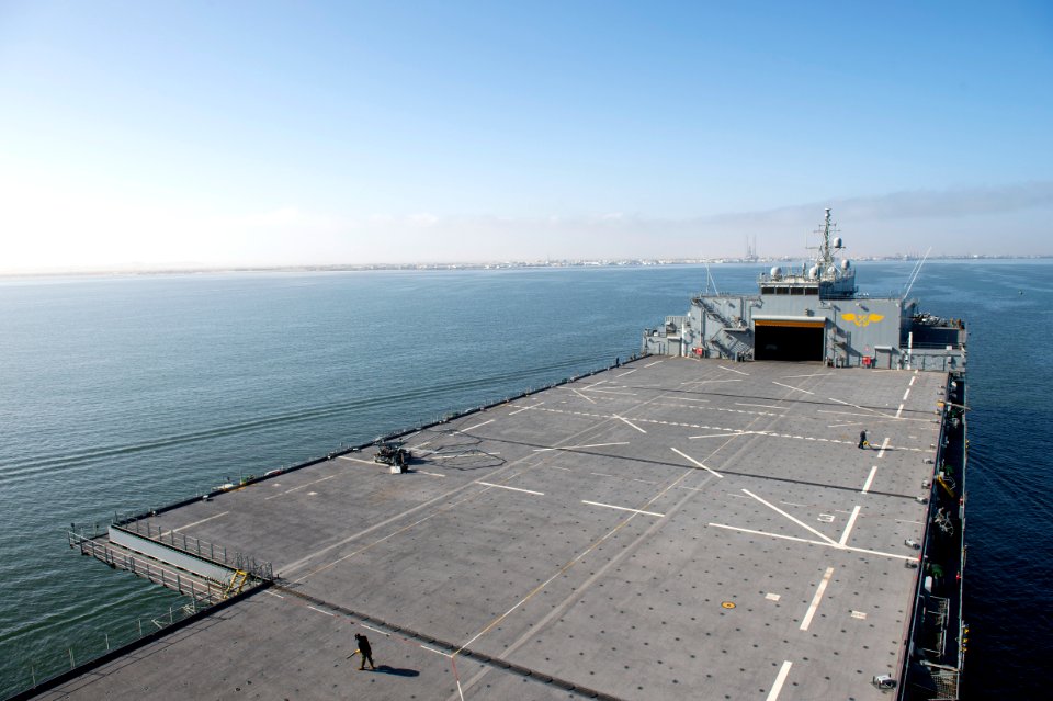 210916-N-LK647-0087
