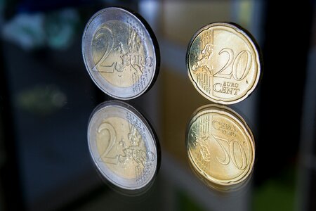 Mirroring euro euro cents