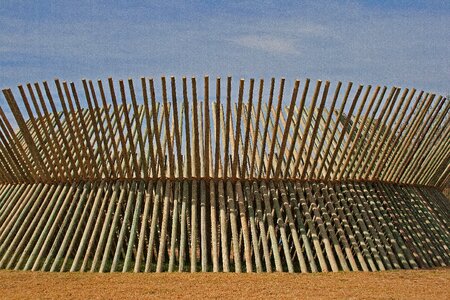 Beams intersecting structure
