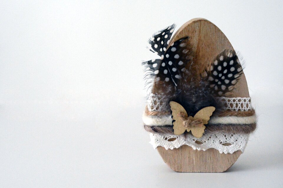 Feather easter decoration decoration