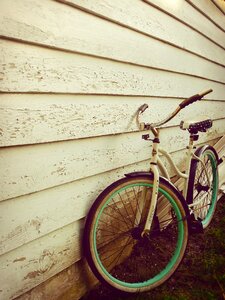Spokes wall wood