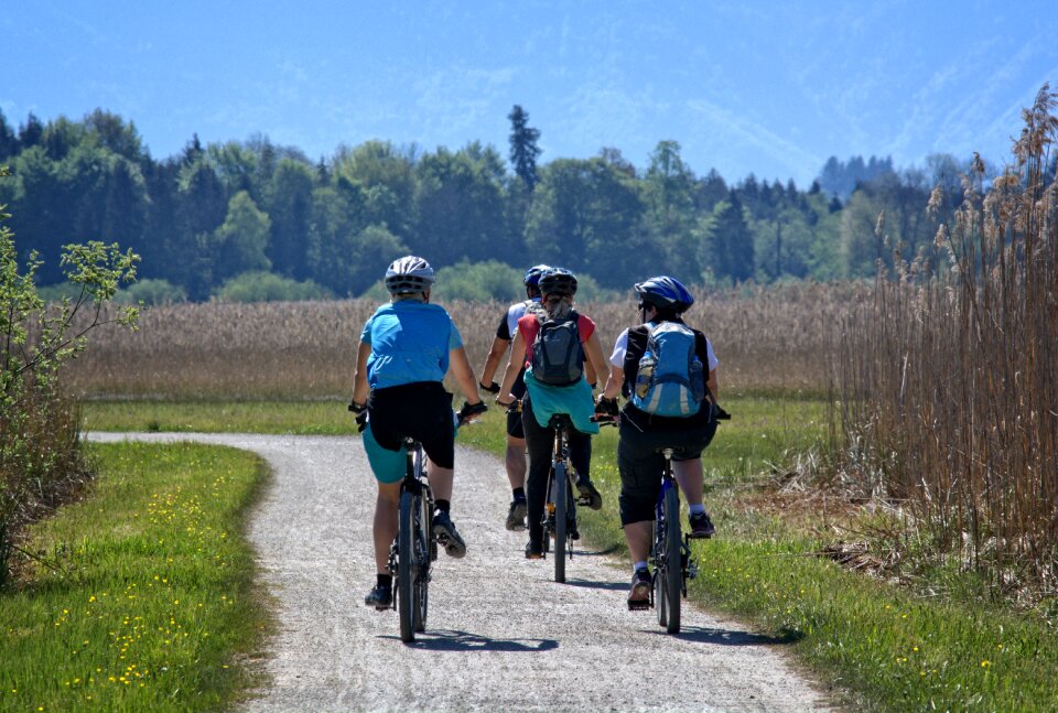 Cycling cyclists group