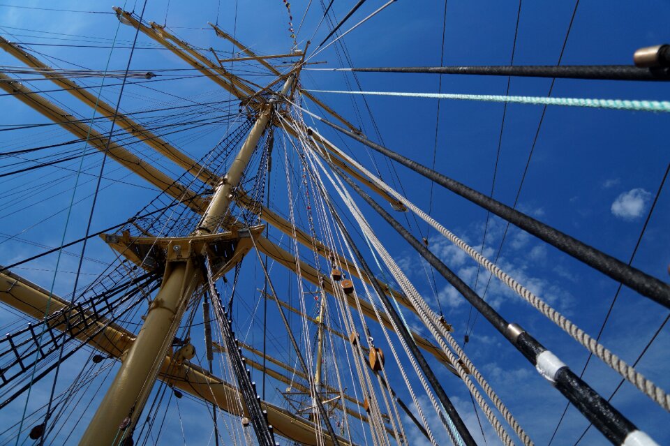 Mast rope-ladder ship ropes