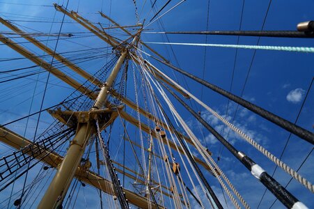 Mast rope-ladder ship ropes photo
