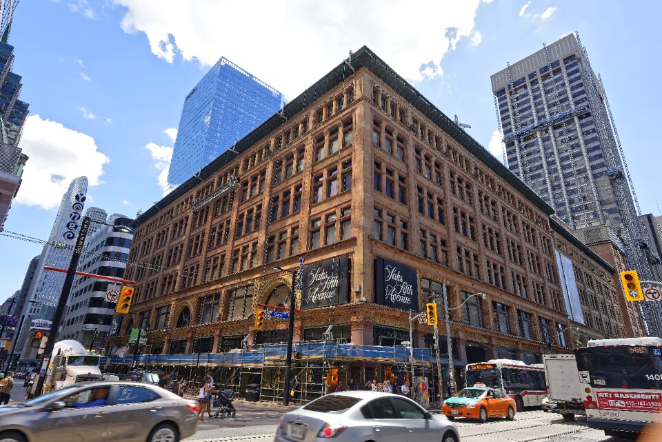 Building urban toronto