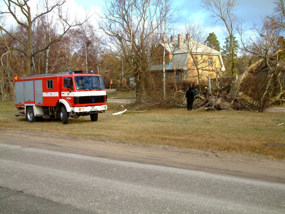 2005_0109_015430AA