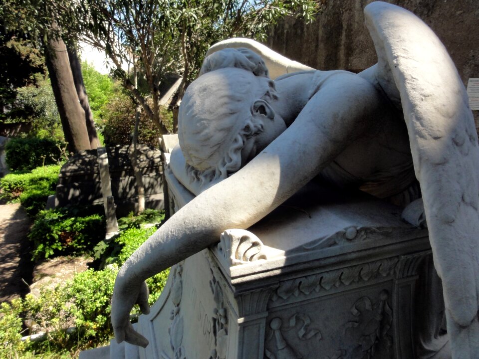 Guardian angel italy sculpture