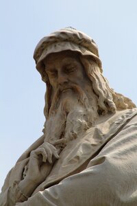 Michelangelo art monument