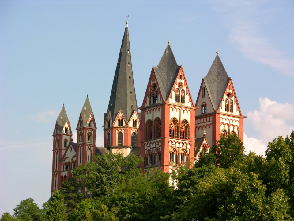 Building germany dom