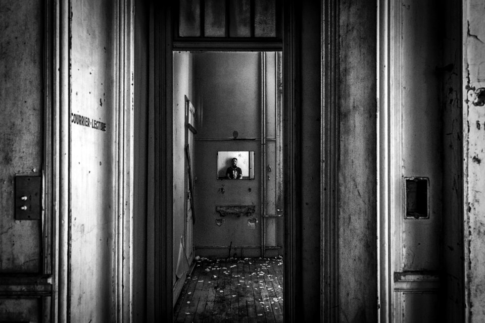 Pforphoto gloomy empty