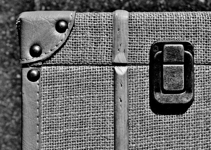 Closure close up travel