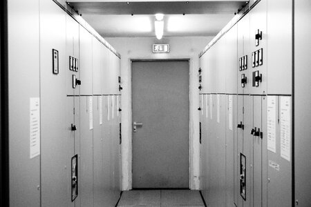 Board current electricity