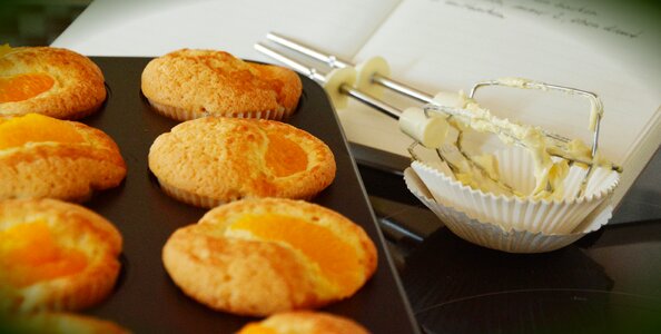 Small cakes cupcakes muffin form