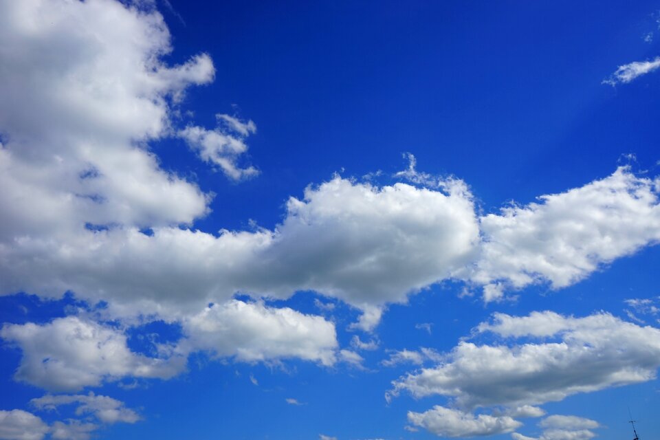 Raindrop cumulus summer clouds