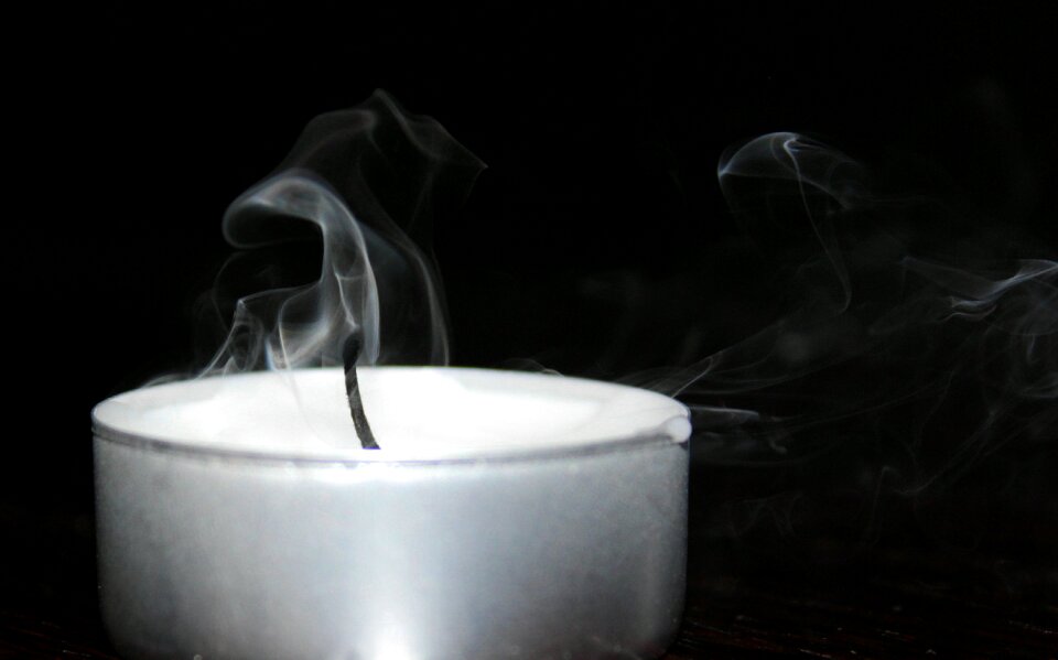Blown out smoke wick