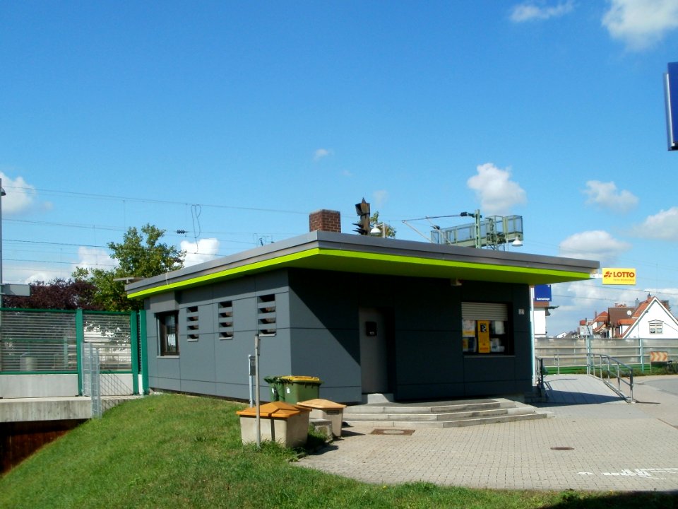 20110920Bahnhof_Oftersheim