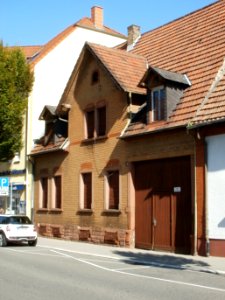 20110921Mannheimer_Str90_Schwetzingen1