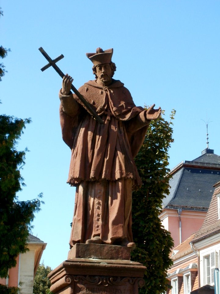 20110921Nepomuk_Schwetzingen2
