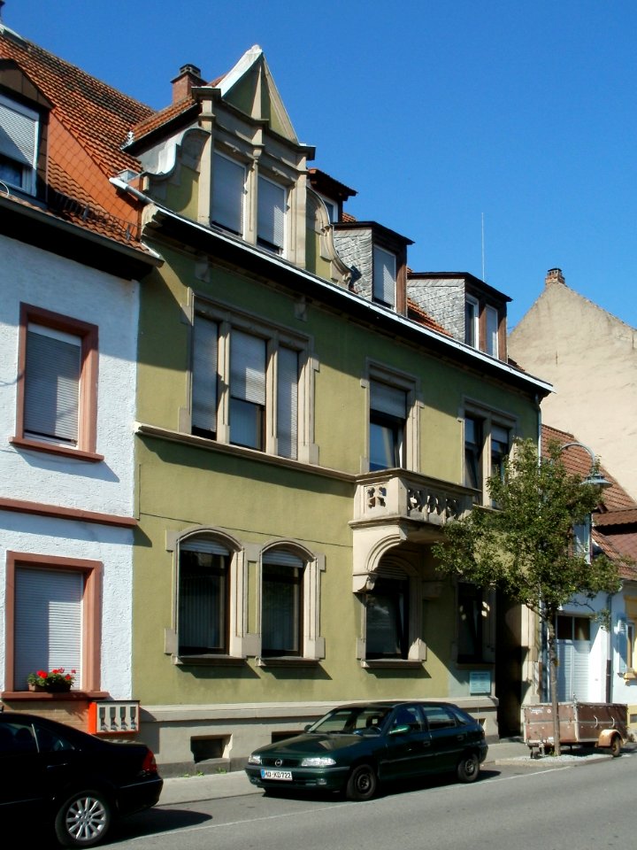 20110920Marstallstr16_Schwetzingen1