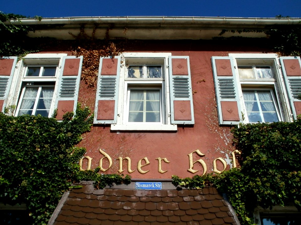 20110920Badner_Hof_Schwetzingen3