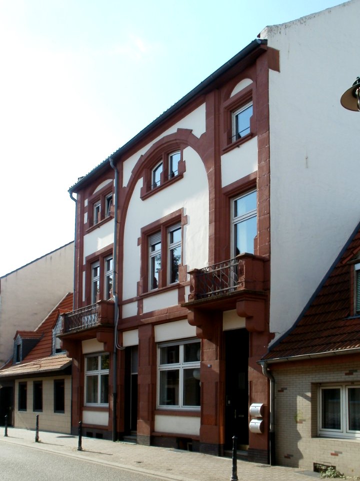 20110923Karlsruher_Str36_Schwetzingen2
