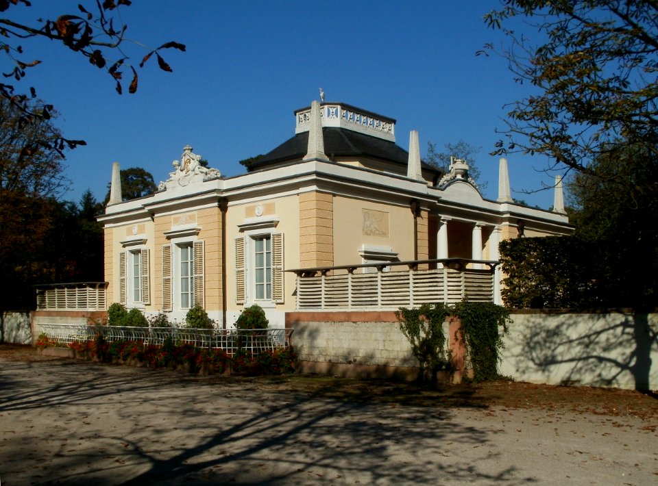 20110925Badhaus_Schwetzingen7