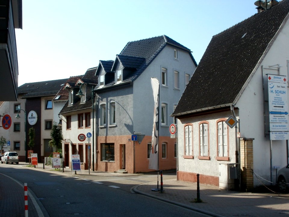 20110923Karlsruher_Str12-16_Schwetzingen