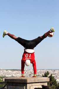 Soccer street performer paris france