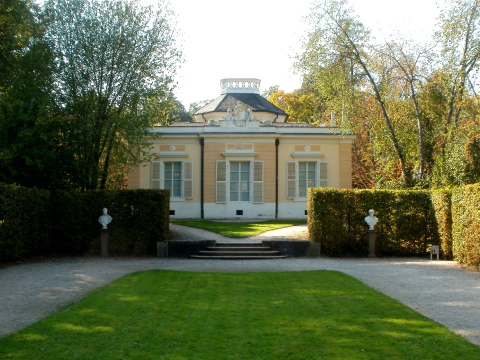 20110925Badhaus_Schwetzingen1