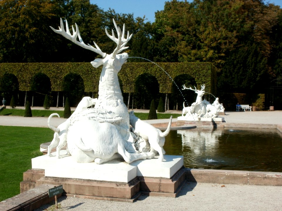 20110925Hirschgruppe_Schwetzingen4