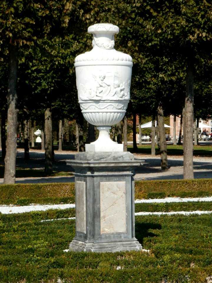 20110925Kreisparterre_Schwetzingen2