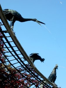 20110925Wasserspeiende_Voegel_Schwetzingen05
