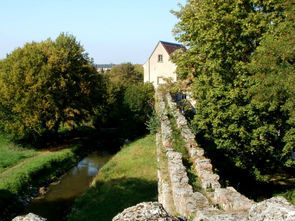 20110925Roemischer_Aquaedukt_Schwetzingen11