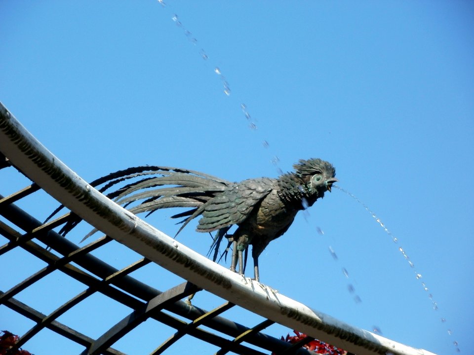 20110925Wasserspeiende_Voegel_Schwetzingen06
