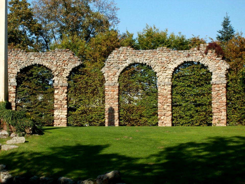 20110925Roemischer_Aquaedukt_Schwetzingen02