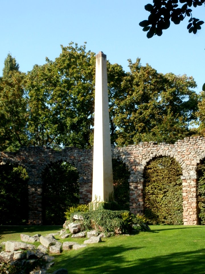 20110925Roemischer_Aquaedukt_Schwetzingen06