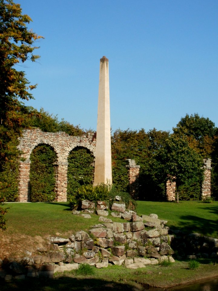 20110925Roemischer_Aquaedukt_Schwetzingen07