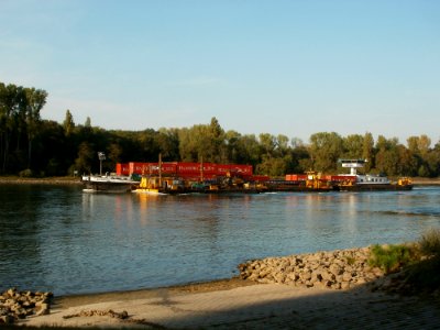 20110926Rhein_Rheinhausen1